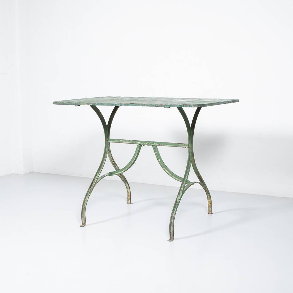 Dunkelgrüner Jugenstil Tisch, 99.5 x 65 cm Gartentisch Dunkelgrüner Jugenstil Tisch, 99.5 x 65 cm Gartentisch