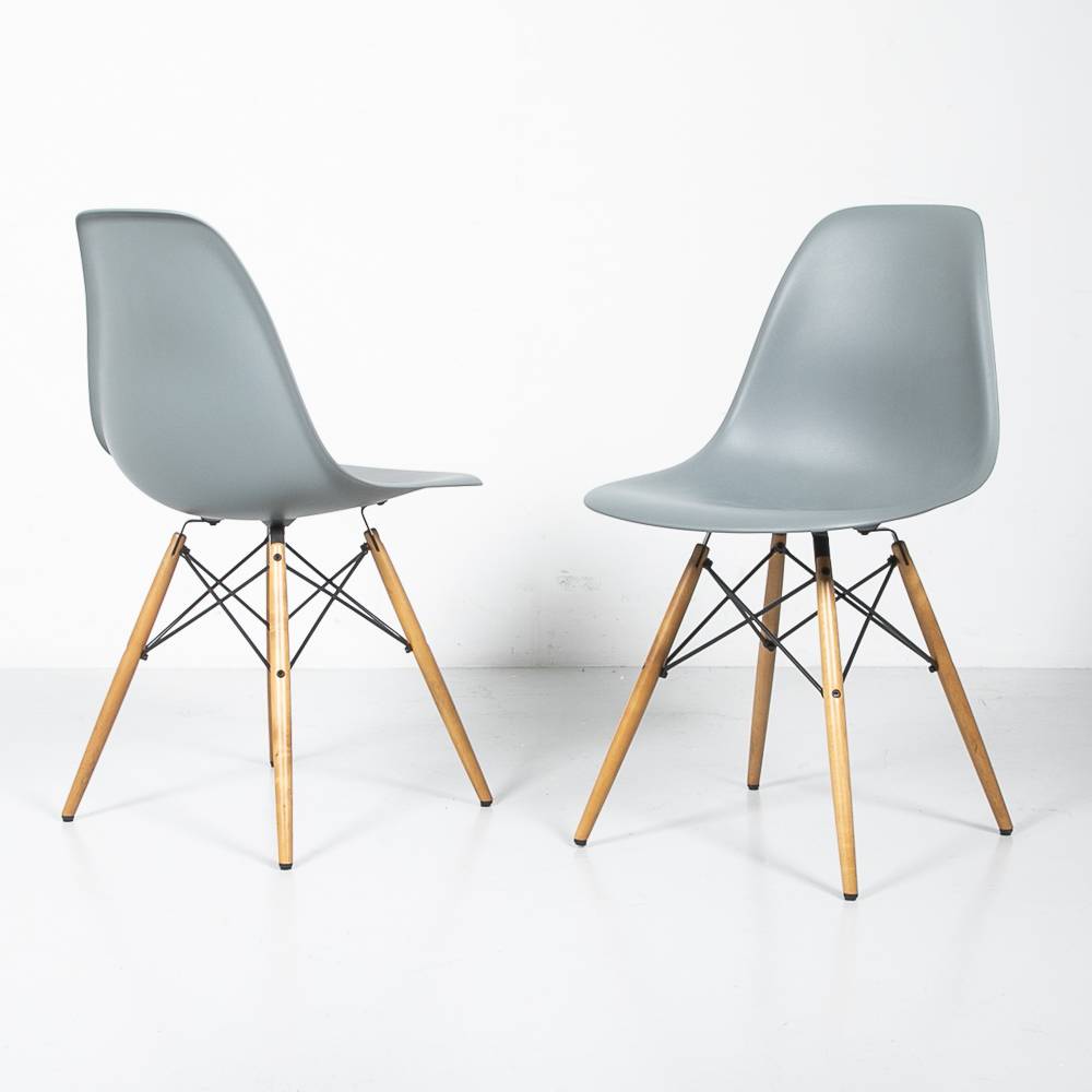 Eames Plastic Side Chair DSW Bürostuhl Eames Plastic Side Chair DSW Bürostuhl