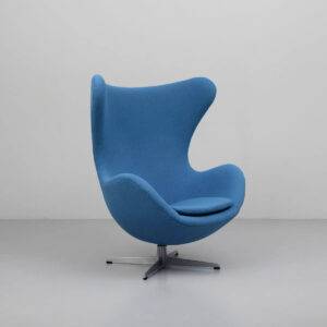 Egg Chair Hellblau Sessel