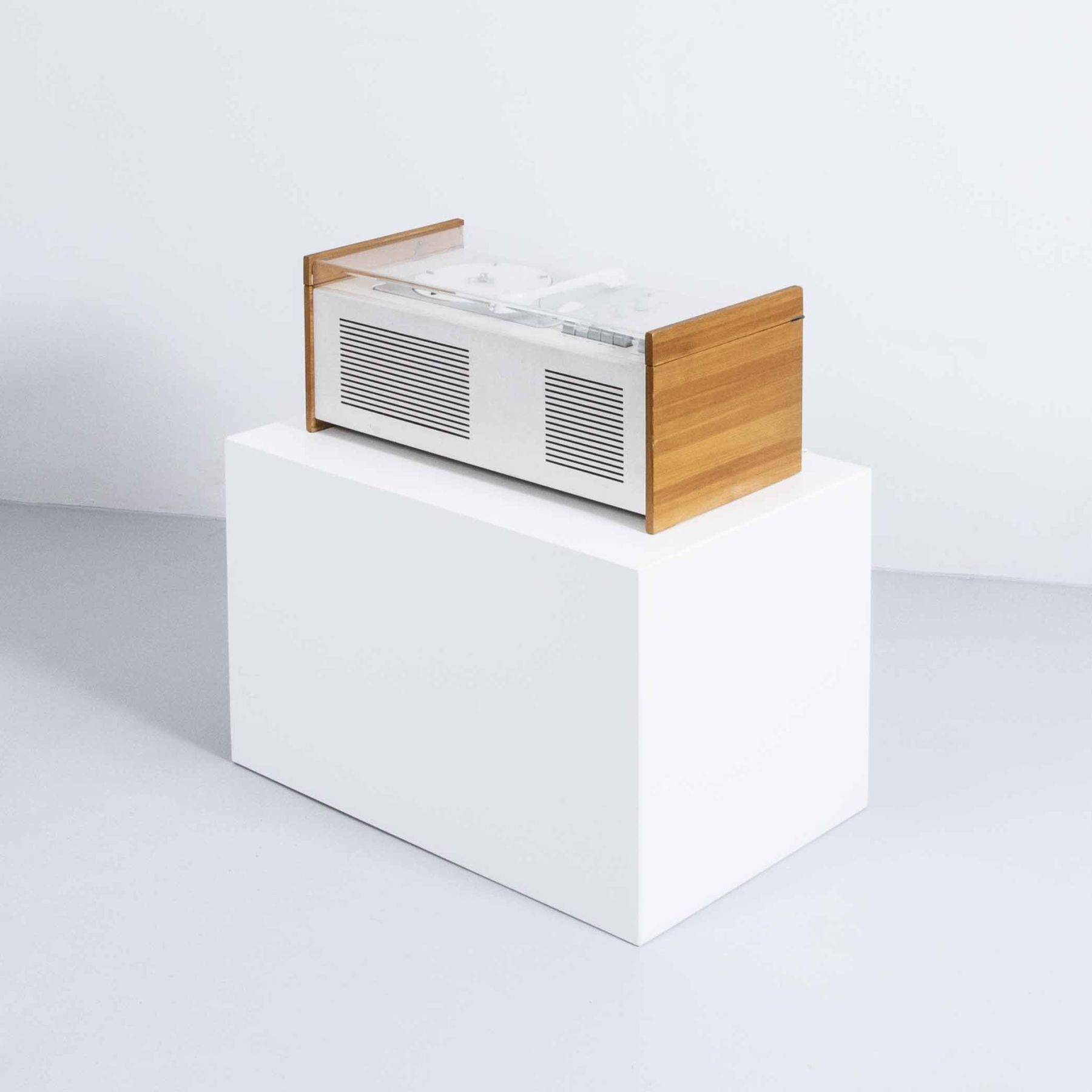 Braun SK5 Schneewittchensarg Radio-Phonogerät von Dieter Ram Dekoration Braun SK5 Schneewittchensarg Radio-Phonogerät von Dieter Ram Dekoration