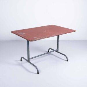 Bigla Gartentisch rot unrestauriert, klappbar Gartentisch