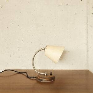 Kleine 50er Tischlampe Nachttischlampe