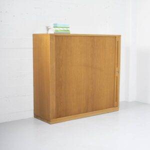 Lateralschrank mit einem Rolladen Büroschrank