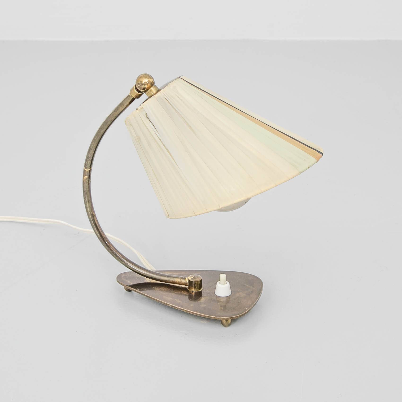 Messing Tischlampe mit Kunststoffschirm Nachttischlampe Messing Tischlampe mit Kunststoffschirm Nachttischlampe
