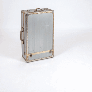 Aluminium Überseekoffer Garderobe & Spiegel Aluminium Überseekoffer Garderobe & Spiegel