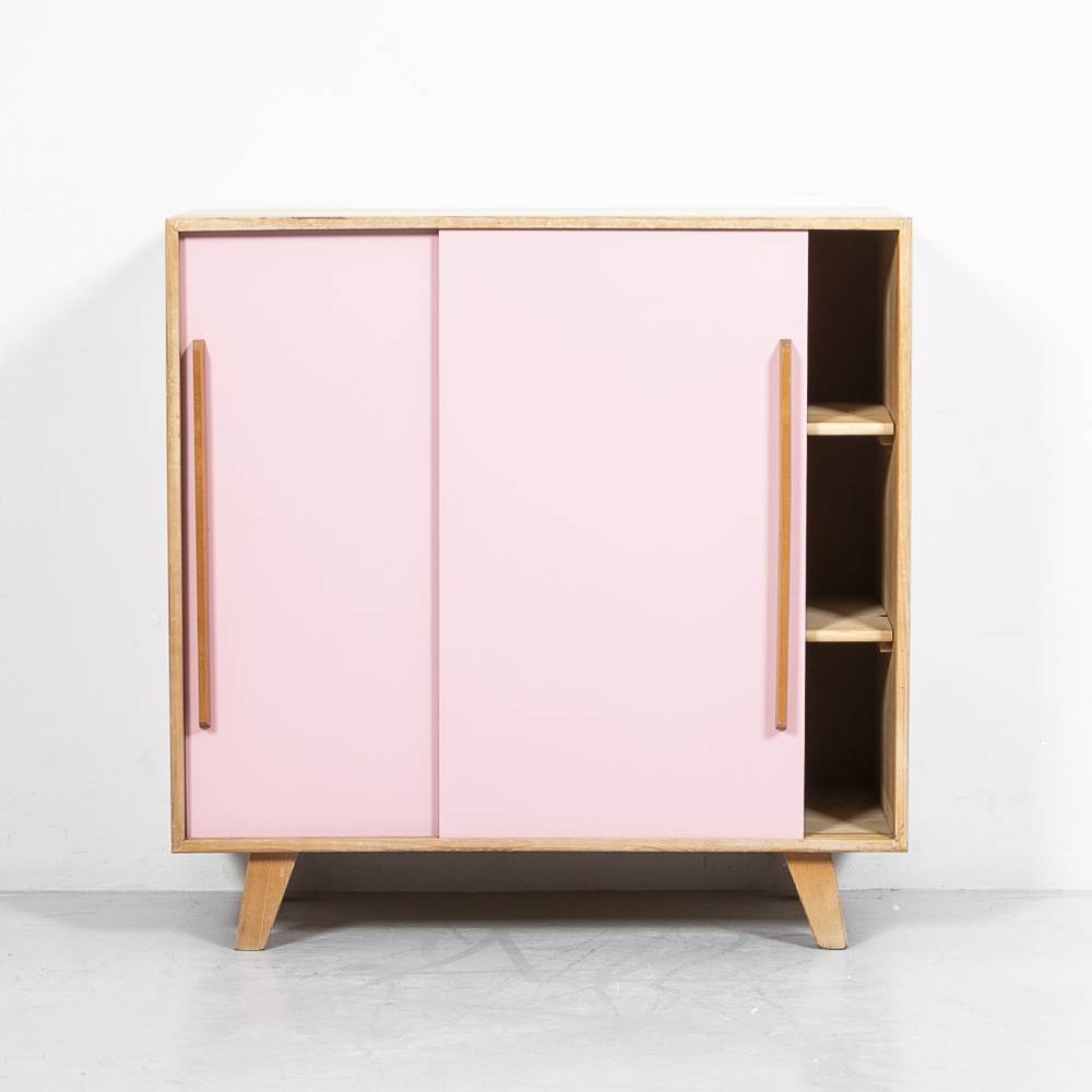 Rosa Schiebetür Schrank