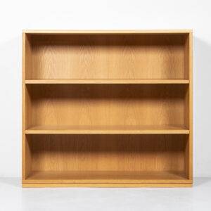 Standregal von Büro Furrer Standregal
