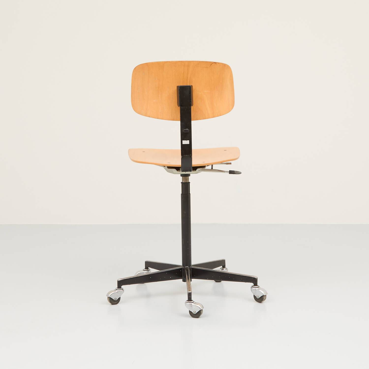 STELLA Bürostuhl auf Rollen Bürostuhl STELLA Bürostuhl auf Rollen Bürostuhl