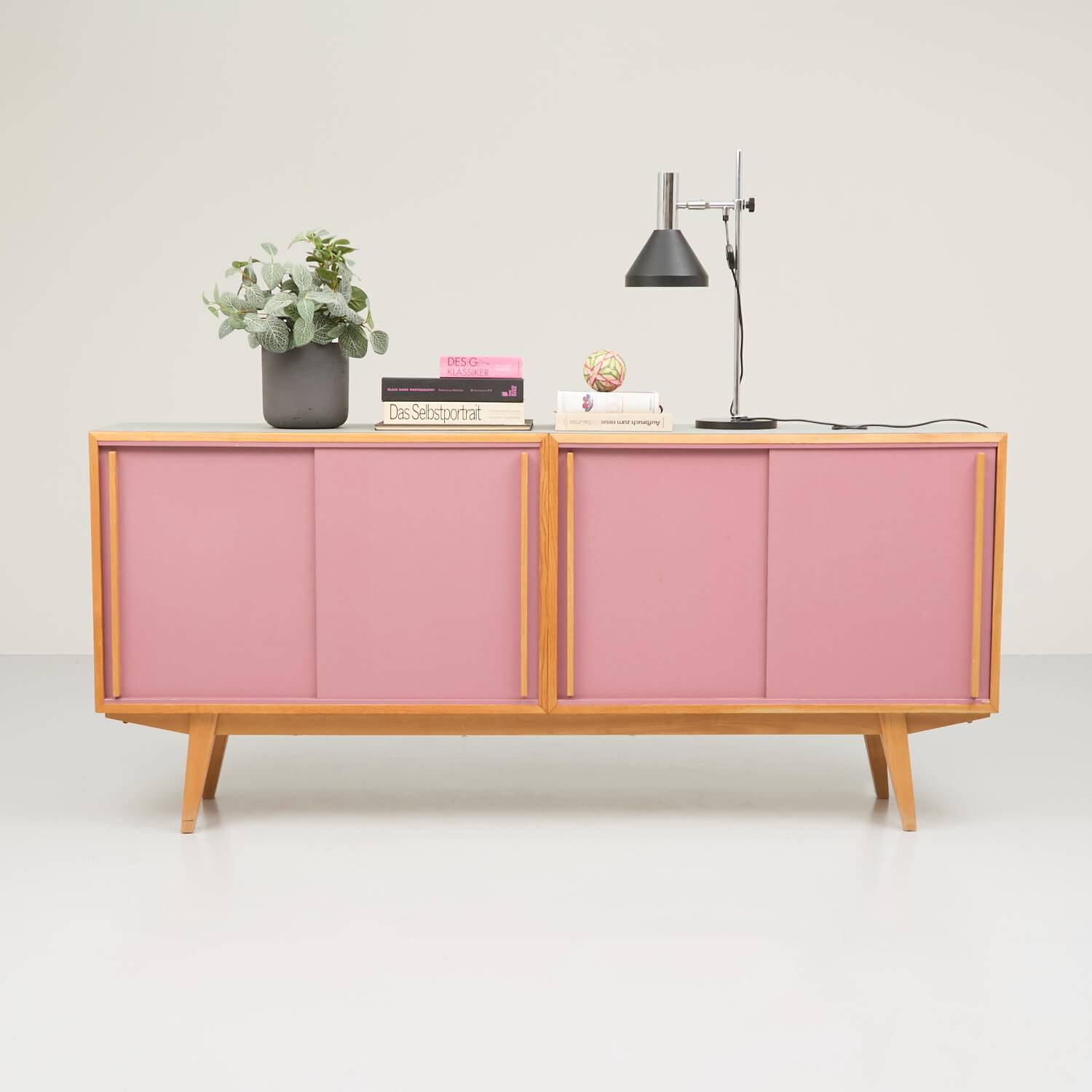 Victoria Sideboard pink mit Lino Deckblatt